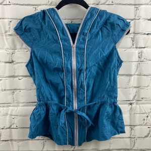 Pablum waist tie‎ with zipper front and hood shirt